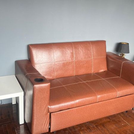 W District Guesthouse Bangkok Dış mekan fotoğraf