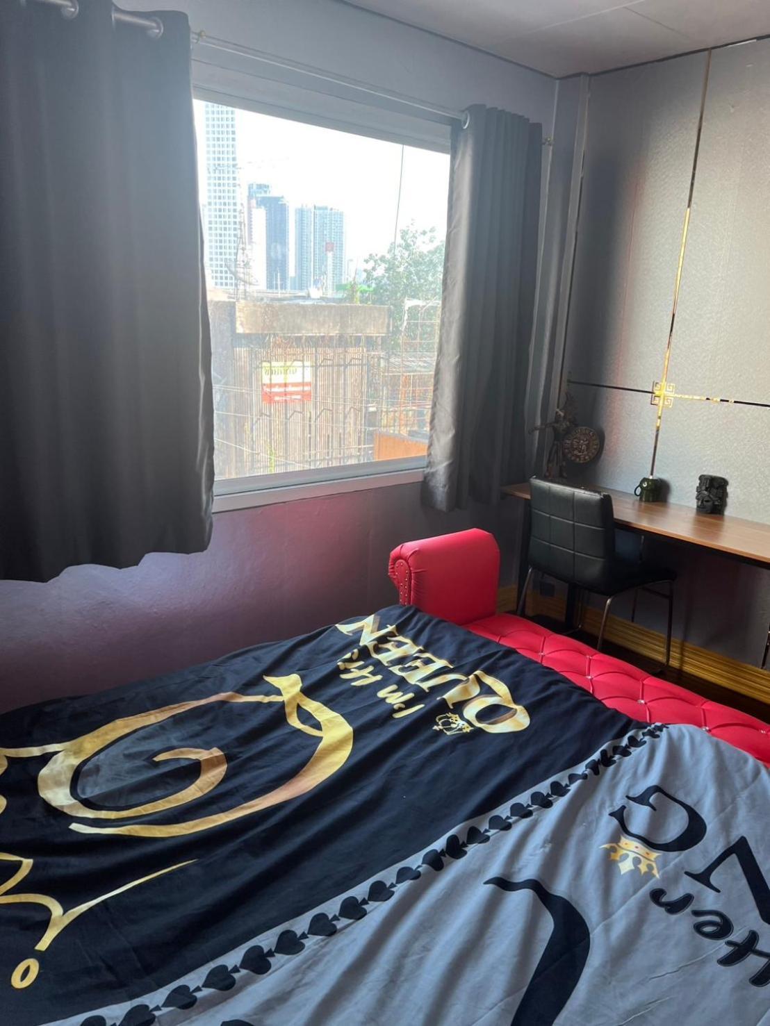 W District Guesthouse Bangkok Dış mekan fotoğraf